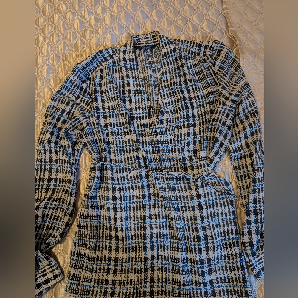 Lands' End Woman's Plaid Wrap Around Blouse. Size 14
